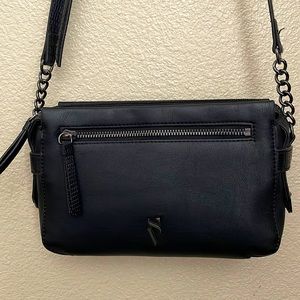 Vera Wang black crossbody bag